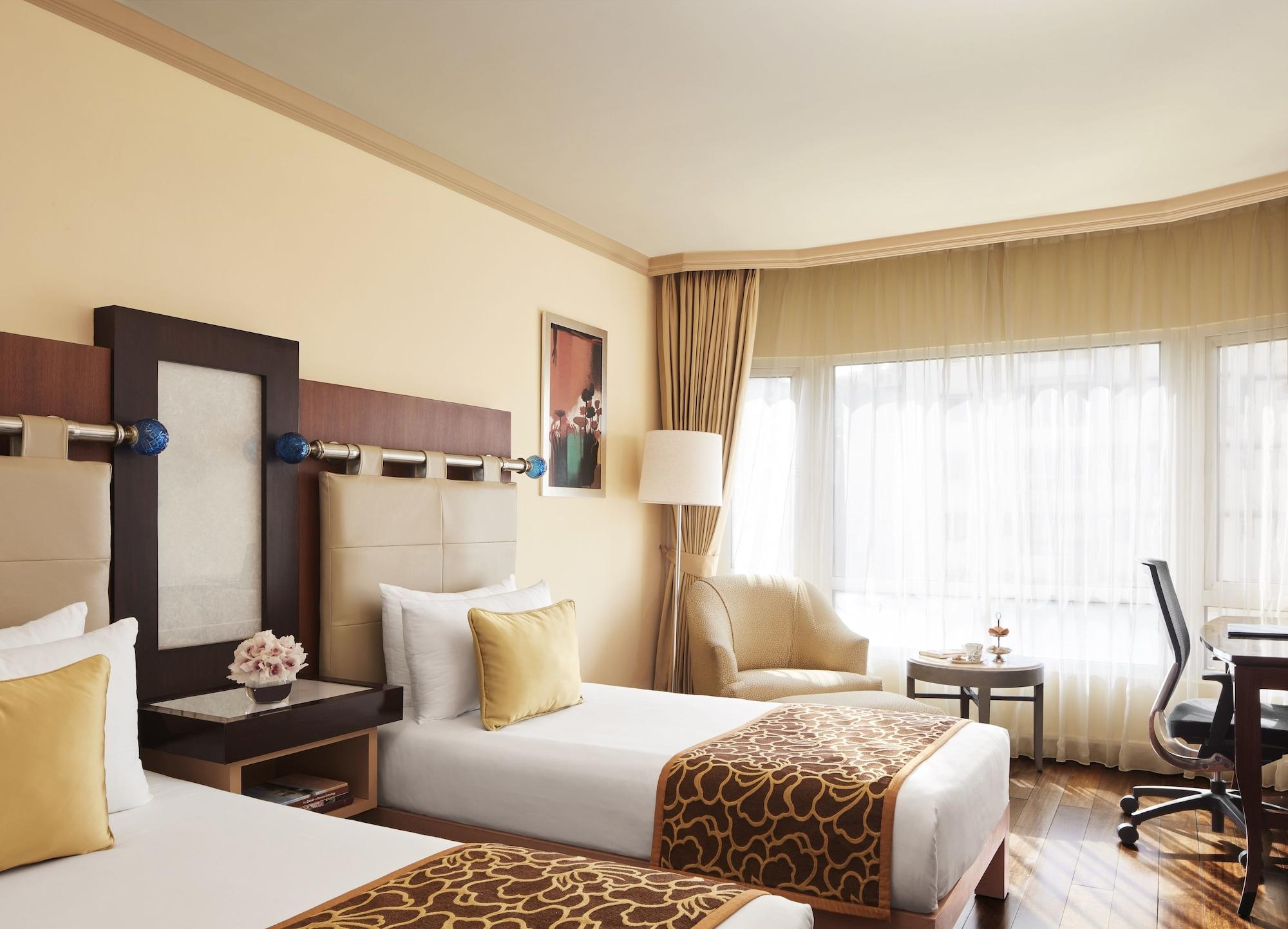 President - Ihcl Seleqtions Hotel Мумбай Екстериор снимка